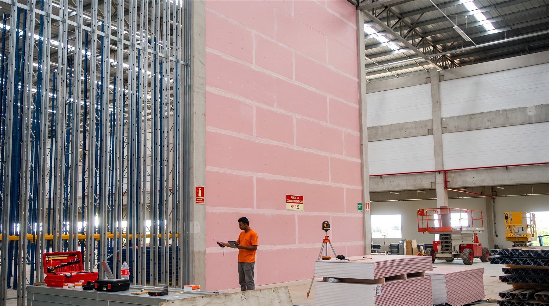 Parede de compartimentação, projeto industrial, Belo Horizonte